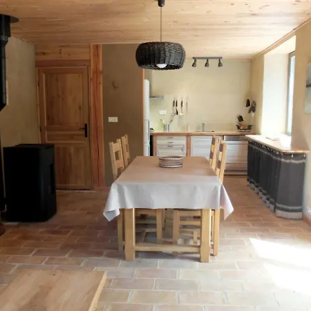 Gite Et Cabane Ecologiques 1000 Pailles Labastide-de-Virac Exterior photo